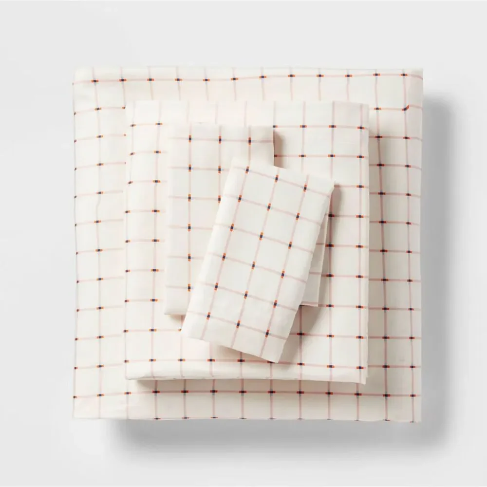 Microfiber Sheet Set Room Essentials Twin/XL Twin Pink Grid NWT | 4-Piece